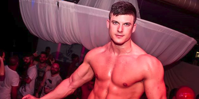 Asian message board Fast times at bikini scene